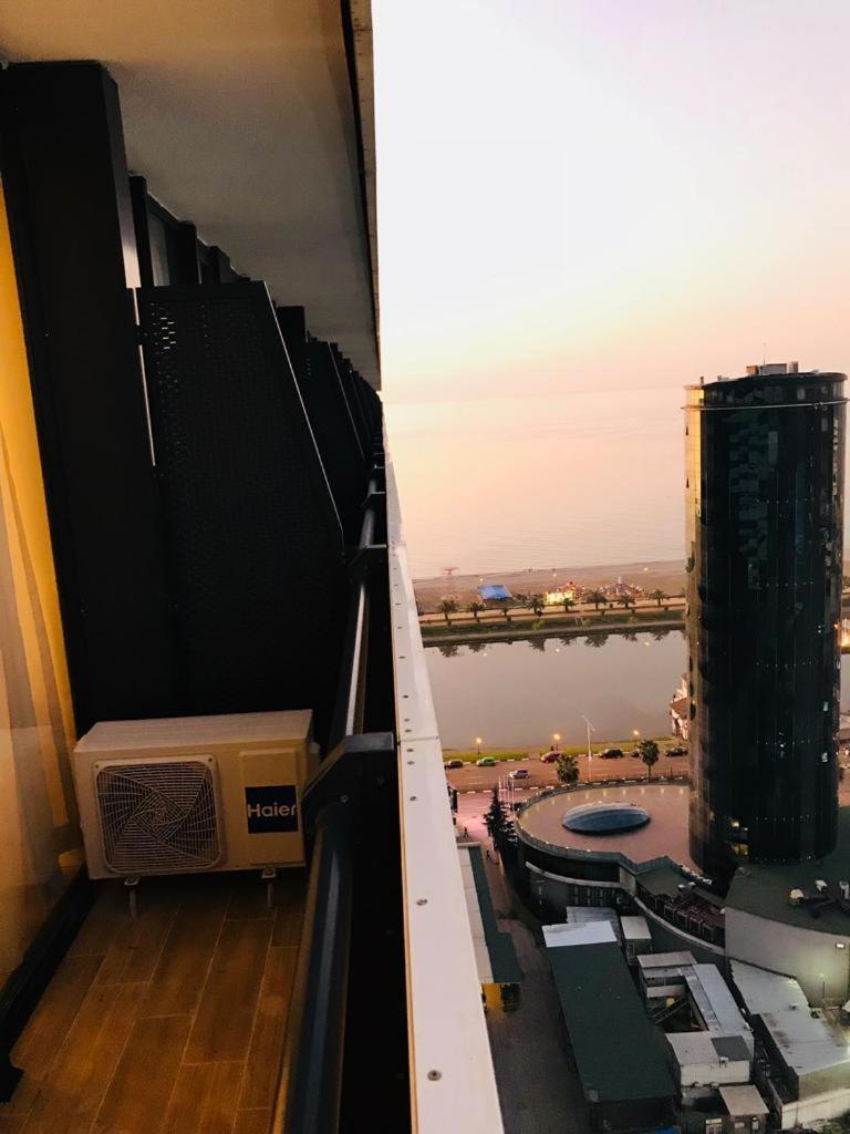 Аппартаменты В Батуми С Видом На Море В Orbi City Apartment Phòng bức ảnh
